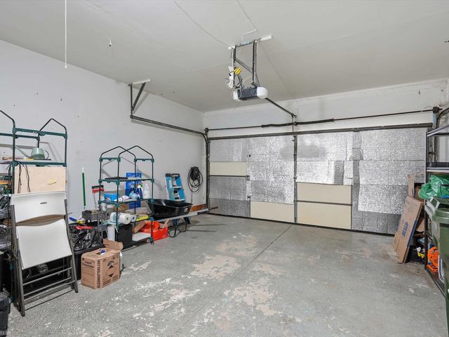 3079 Juanita Drive, Sterling Heights, MI 48310