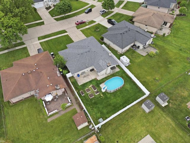 3079 Juanita Drive, Sterling Heights, MI 48310