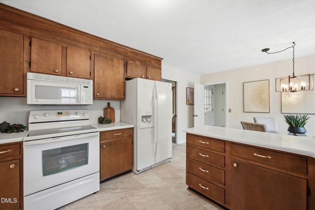 820 Emory Drive, Chapel Hill, NC 27517