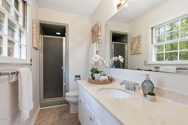 820 Emory Drive, Chapel Hill, NC 27517