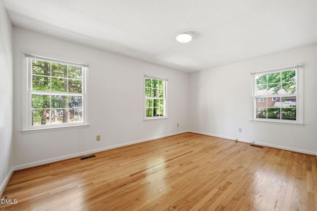 820 Emory Drive, Chapel Hill, NC 27517