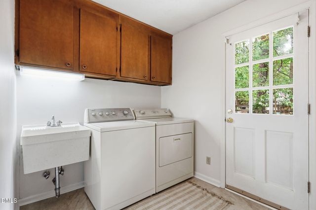 820 Emory Drive, Chapel Hill, NC 27517