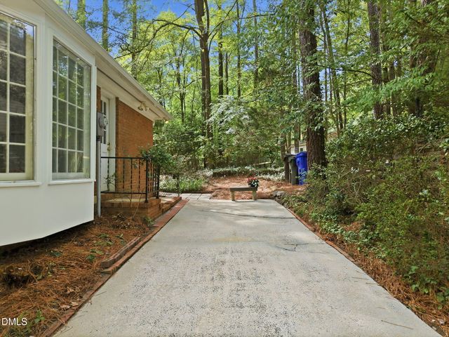 820 Emory Drive, Chapel Hill, NC 27517