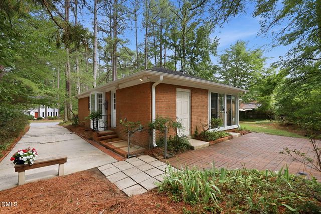 820 Emory Drive, Chapel Hill, NC 27517