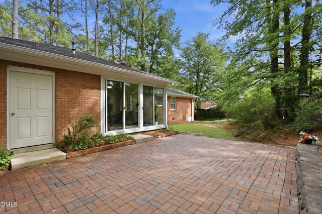 820 Emory Drive, Chapel Hill, NC 27517