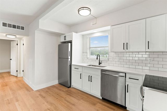 300 S NIMBUS AVENUE 9, Clearwater, FL 33765