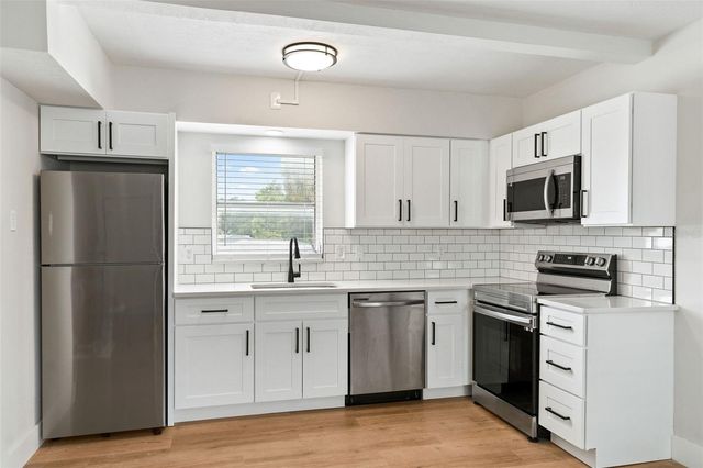 300 S NIMBUS AVENUE 9, Clearwater, FL 33765