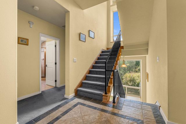 2211 Terrace View Ct, Cool, CA 95614