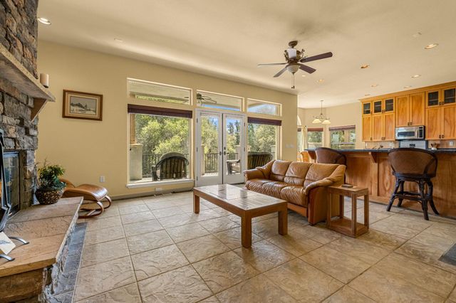 2211 Terrace View Ct, Cool, CA 95614