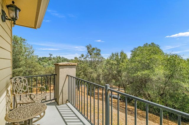 2211 Terrace View Ct, Cool, CA 95614