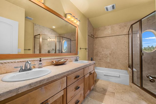 2211 Terrace View Ct, Cool, CA 95614