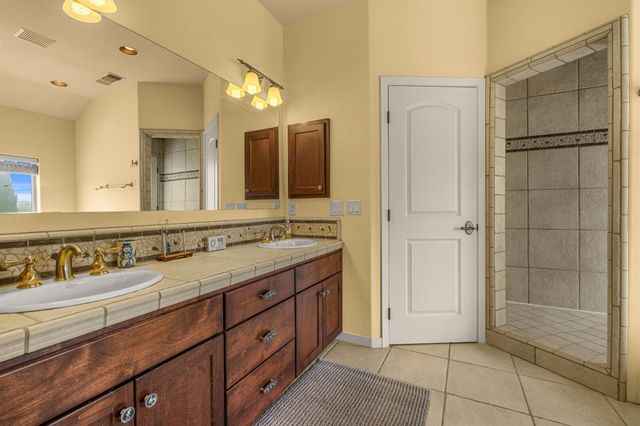 2211 Terrace View Ct, Cool, CA 95614