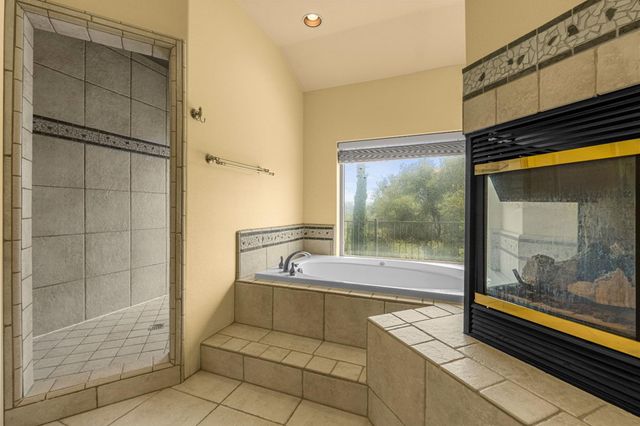 2211 Terrace View Ct, Cool, CA 95614