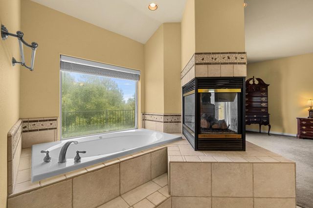 2211 Terrace View Ct, Cool, CA 95614