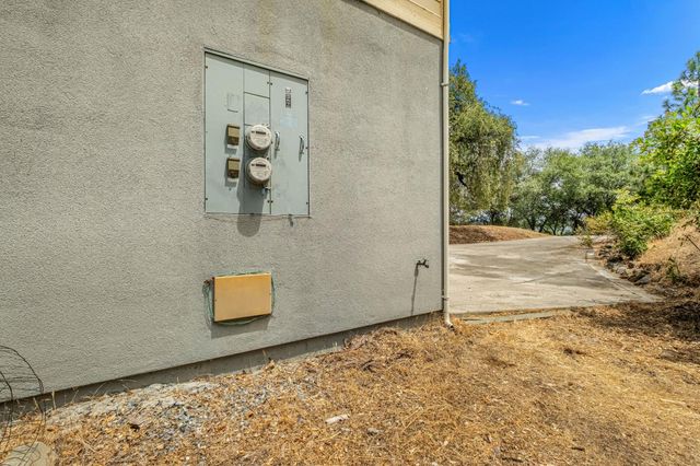 2211 Terrace View Ct, Cool, CA 95614