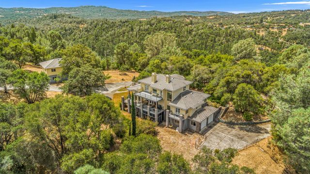 2211 Terrace View Ct, Cool, CA 95614
