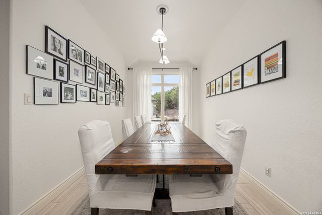 908 Wilderness Oaks, New Braunfels, TX 78132