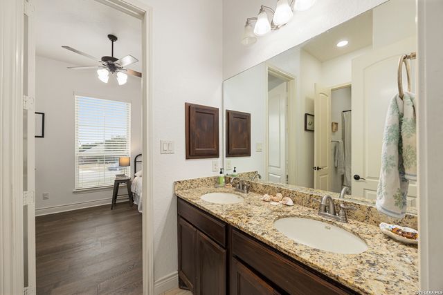 908 Wilderness Oaks, New Braunfels, TX 78132