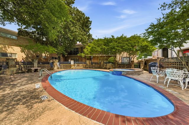 6131 Bandera Avenue A, Dallas, TX 75225