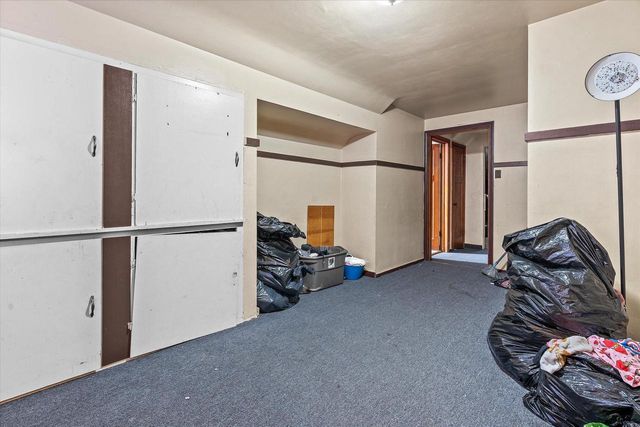 3613 N 21st STREET, Milwaukee, WI 53206