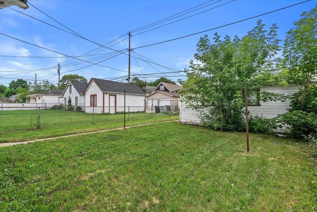 3613 N 21st STREET, Milwaukee, WI 53206