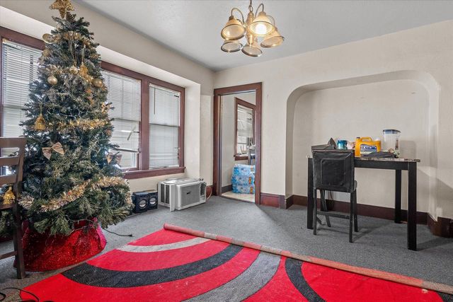 3613 N 21st STREET, Milwaukee, WI 53206