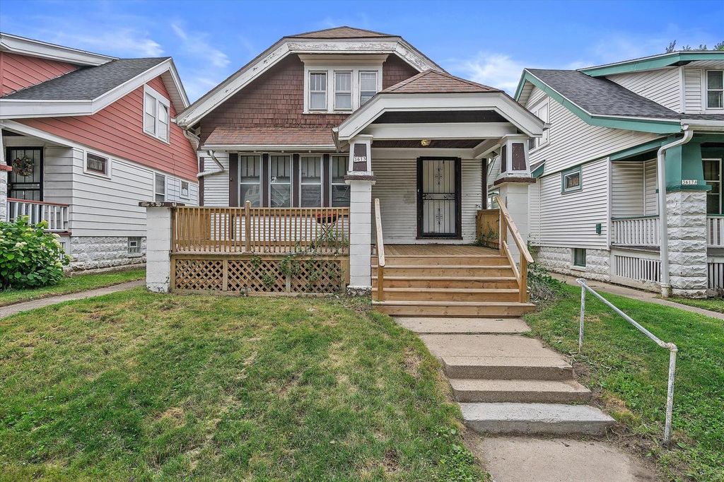 3613 N 21st STREET, Milwaukee, WI 53206
