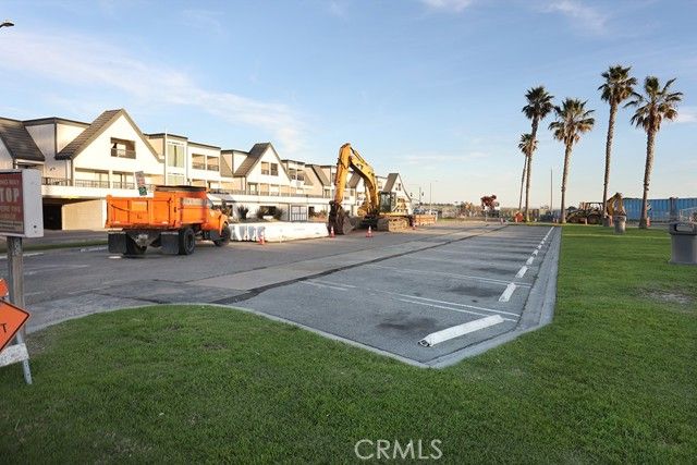 17181 Pacific Coast, Huntington Beach, CA 92649