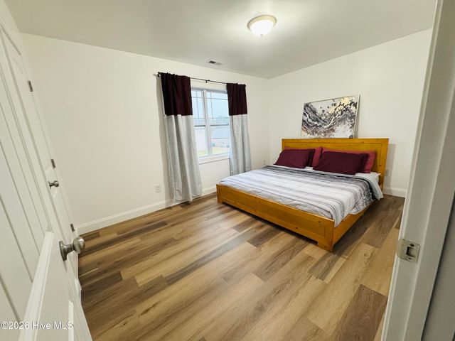 114 Cavalier Drive, Jacksonville, NC 28546