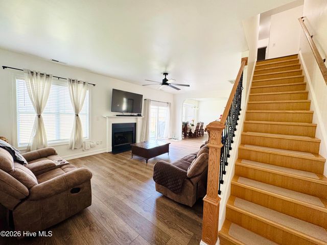 114 Cavalier Drive, Jacksonville, NC 28546