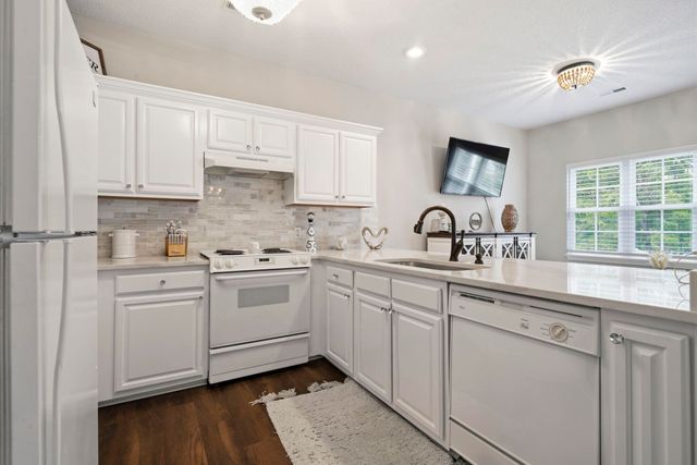 6208 Sweetwater Blvd, Murrells Inlet, SC 29576