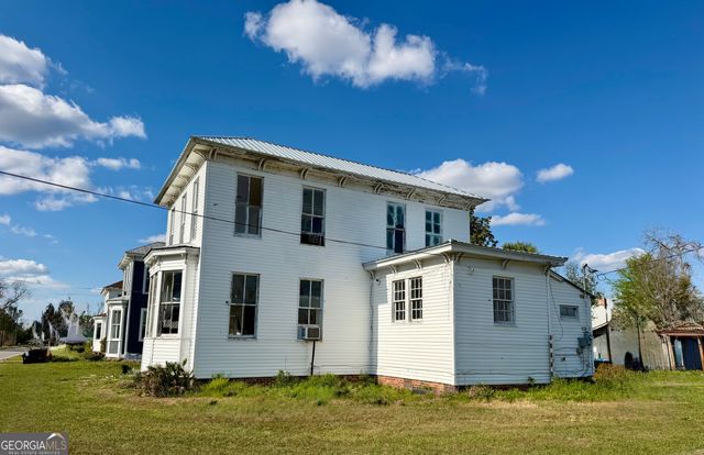 10 N Church Street, Lumber City, GA 31549