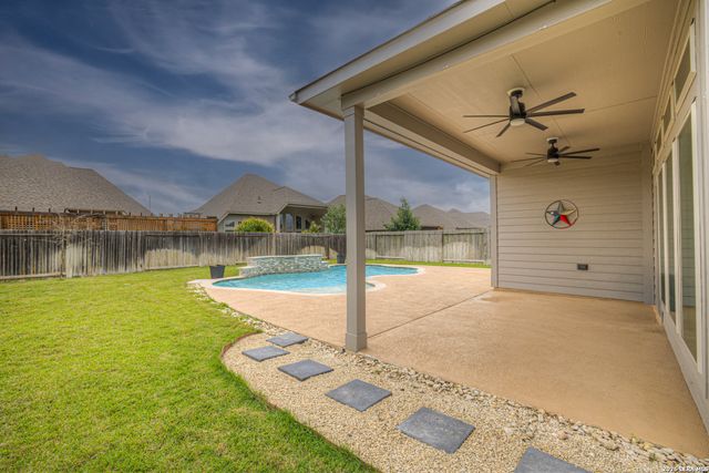 2977 Grove Terrace, Seguin, TX 78155