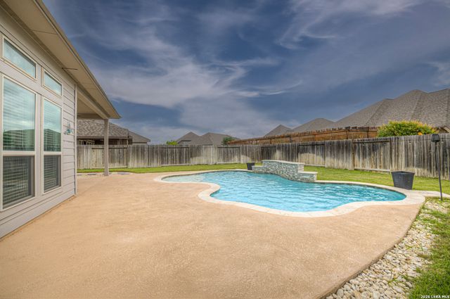 2977 Grove Terrace, Seguin, TX 78155