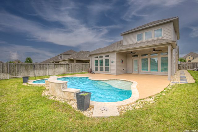 2977 Grove Terrace, Seguin, TX 78155