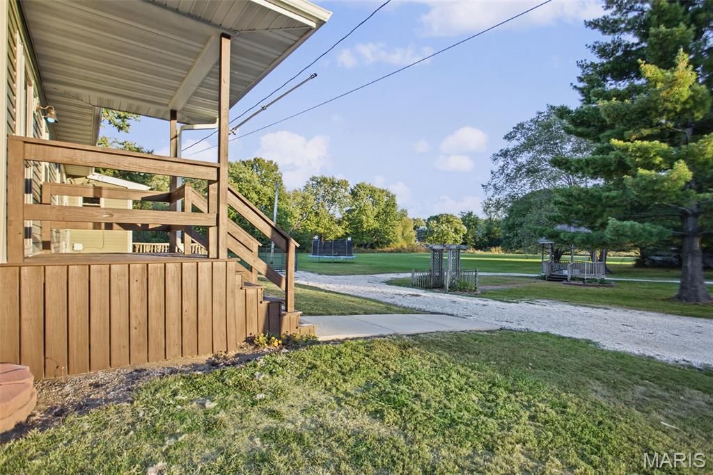 Image 21 of property listing at 1 N Cobb Street, Roodhouse, IL 62082