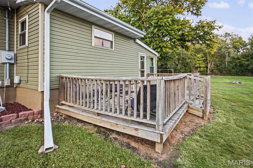 Image 25 of property listing at 1 N Cobb Street, Roodhouse, IL 62082