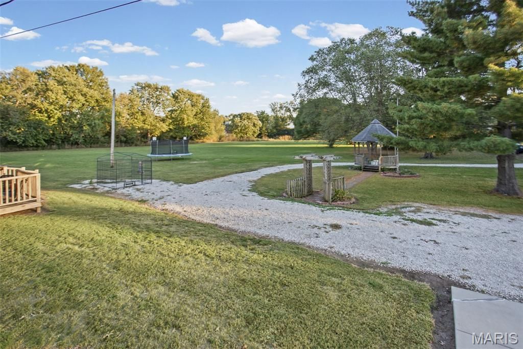 Image 5 of property listing at 1 N Cobb Street, Roodhouse, IL 62082