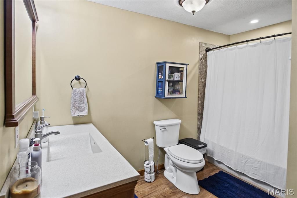 Image 42 of property listing at 1 N Cobb Street, Roodhouse, IL 62082
