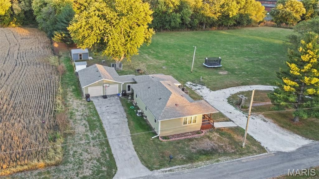 Image 75 of property listing at 1 N Cobb Street, Roodhouse, IL 62082