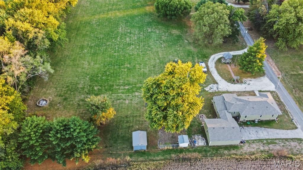 Image 78 of property listing at 1 N Cobb Street, Roodhouse, IL 62082
