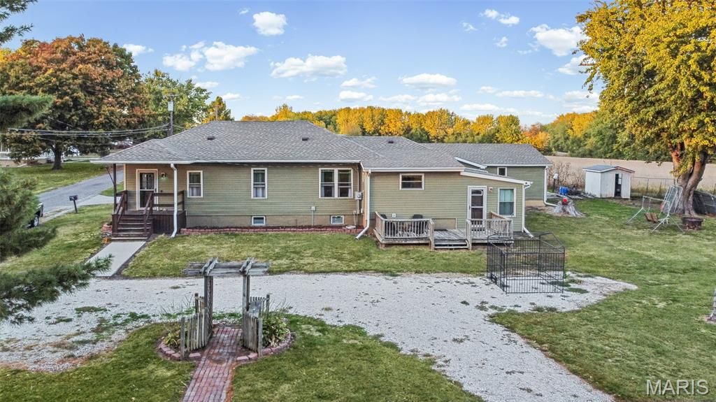 Image 82 of property listing at 1 N Cobb Street, Roodhouse, IL 62082