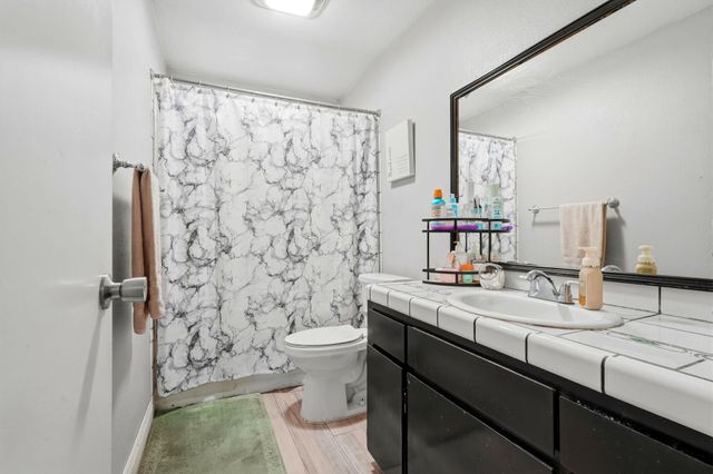 13069 Quinto Court, Cutler, CA 93615