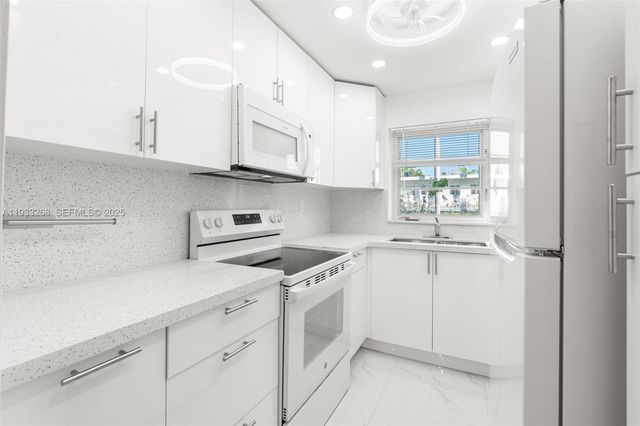 1820 James Ave 2A, Miami Beach, FL 33139