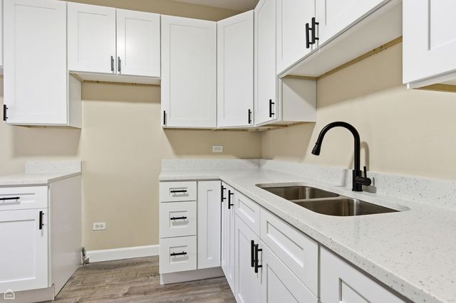 8044 S Peoria Street, Chicago, IL 60620