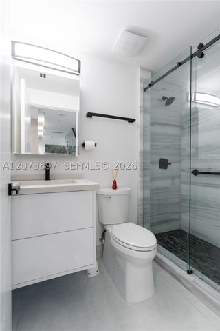 5601 N Ocean Dr, Hollywood, FL 33019