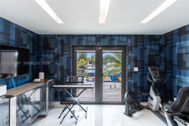 5601 N Ocean Dr, Hollywood, FL 33019