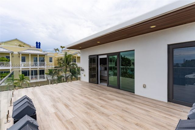 5601 N Ocean Dr, Hollywood, FL 33019