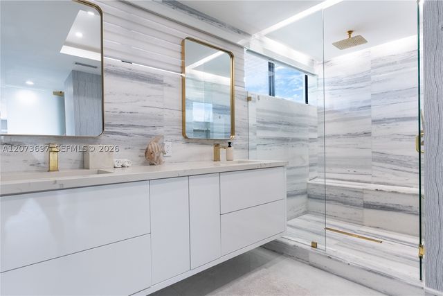 5601 N Ocean Dr, Hollywood, FL 33019