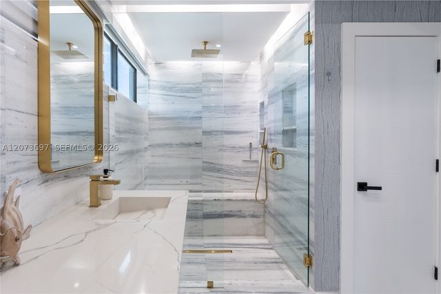 5601 N Ocean Dr, Hollywood, FL 33019